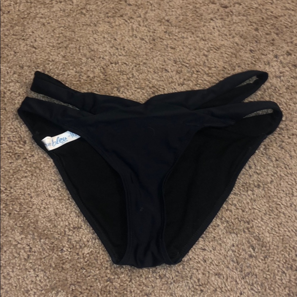 Black bathing suit bottoms